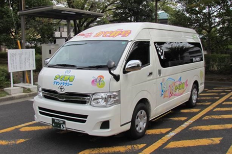 デマンド型乗合タクシー車両