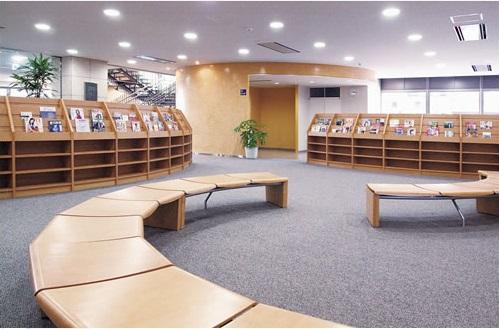 加須図書館3