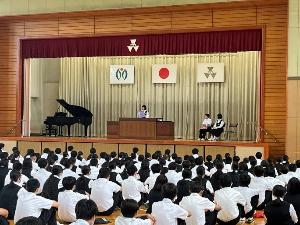 2学期の抱負を話す代表生徒