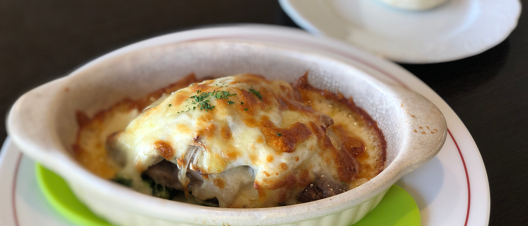 加須産香り豚と長ねぎの浮野味噌グラタン