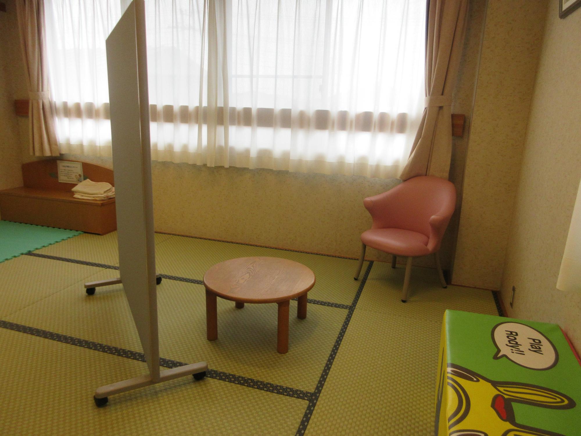 愛の泉ふれあいホーム おむつ交換・授乳スペース