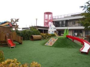 花崎保育園子育て支援センター_園庭01