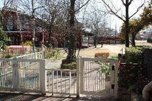 三俣保育園子育て支援センター 敷地内門