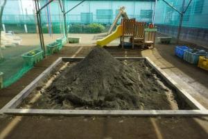 吉川保育園子育て支援センター_園庭02