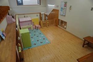 吉川保育園子育て支援センター_室内01