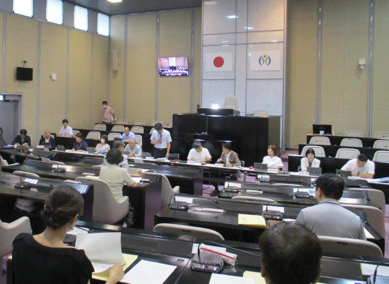 第2回第7期加須市議会モニターとの意見交換会写真1
