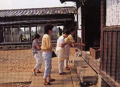 諏訪神社鎌どっかえの写真