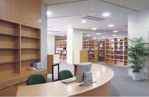 加須図書館1