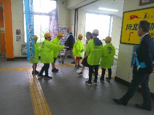 加須市あいさつ運動8-1