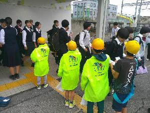 加須あいさつ運動8-2