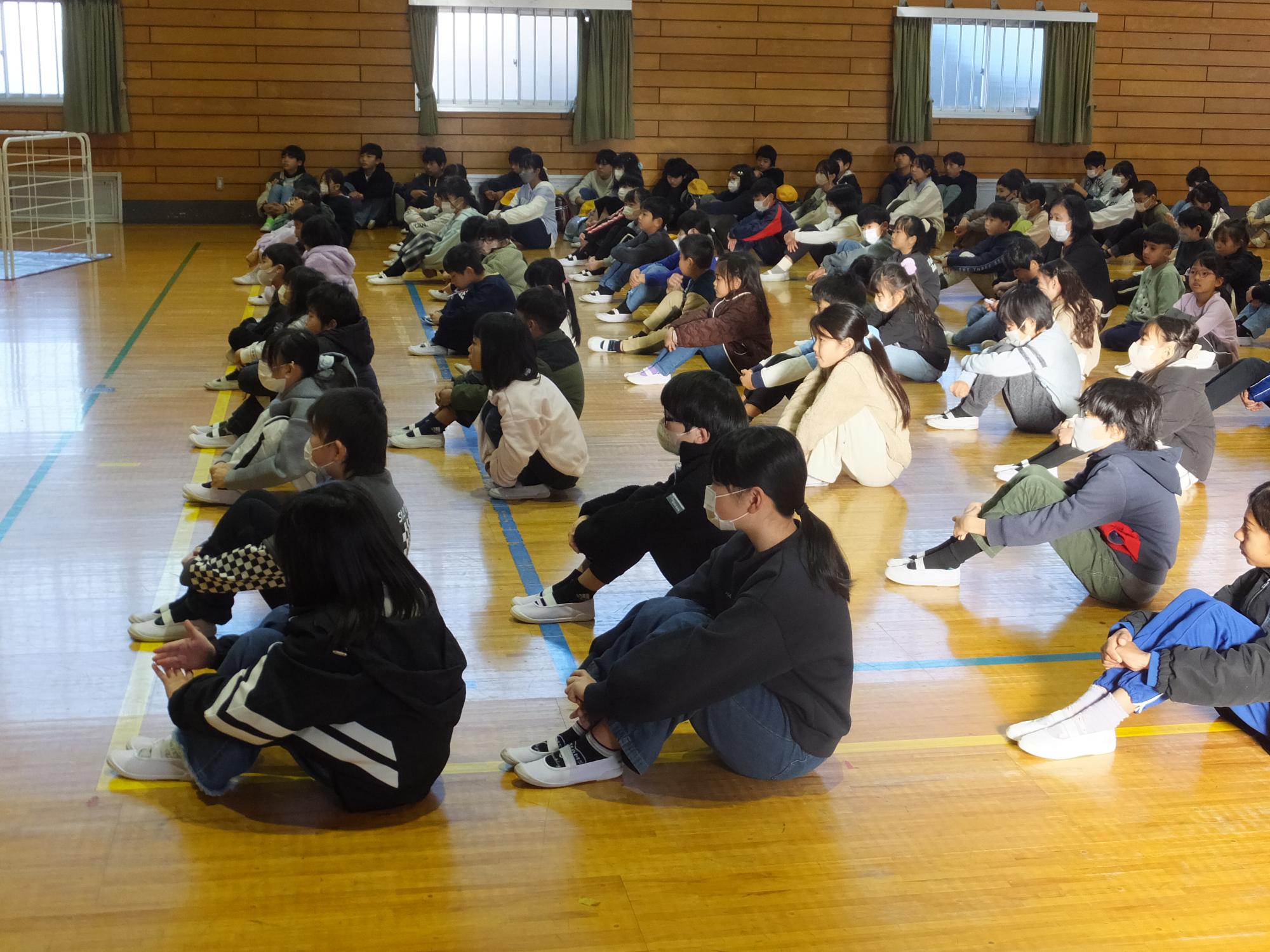 始業式 3学期始業式／加須市