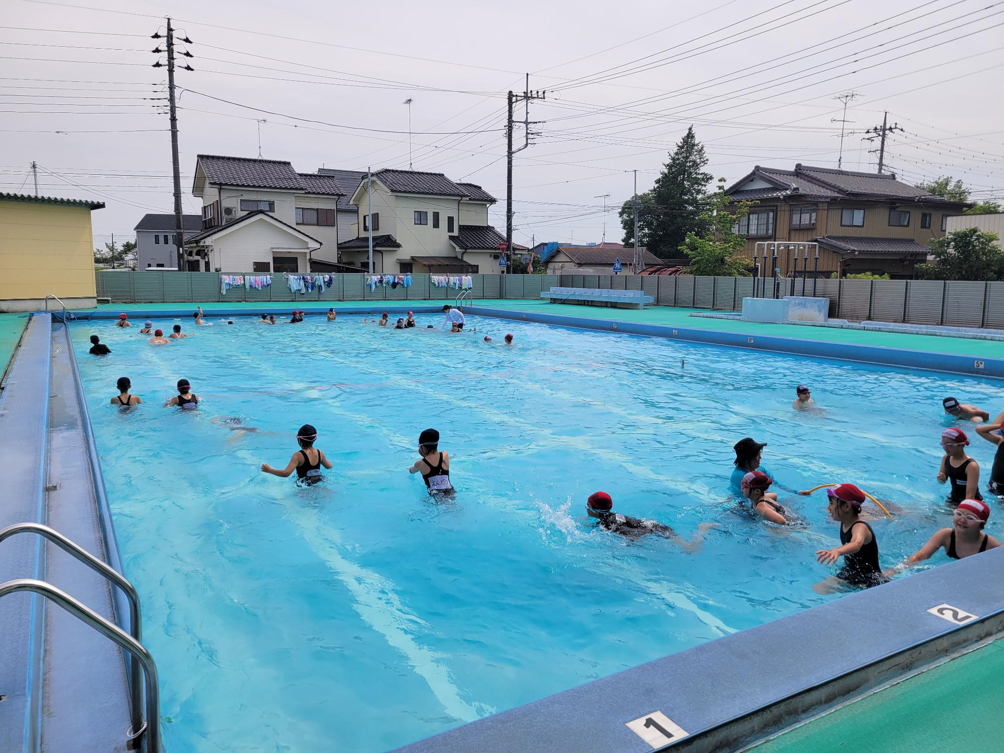 R6 3・4年水泳学習