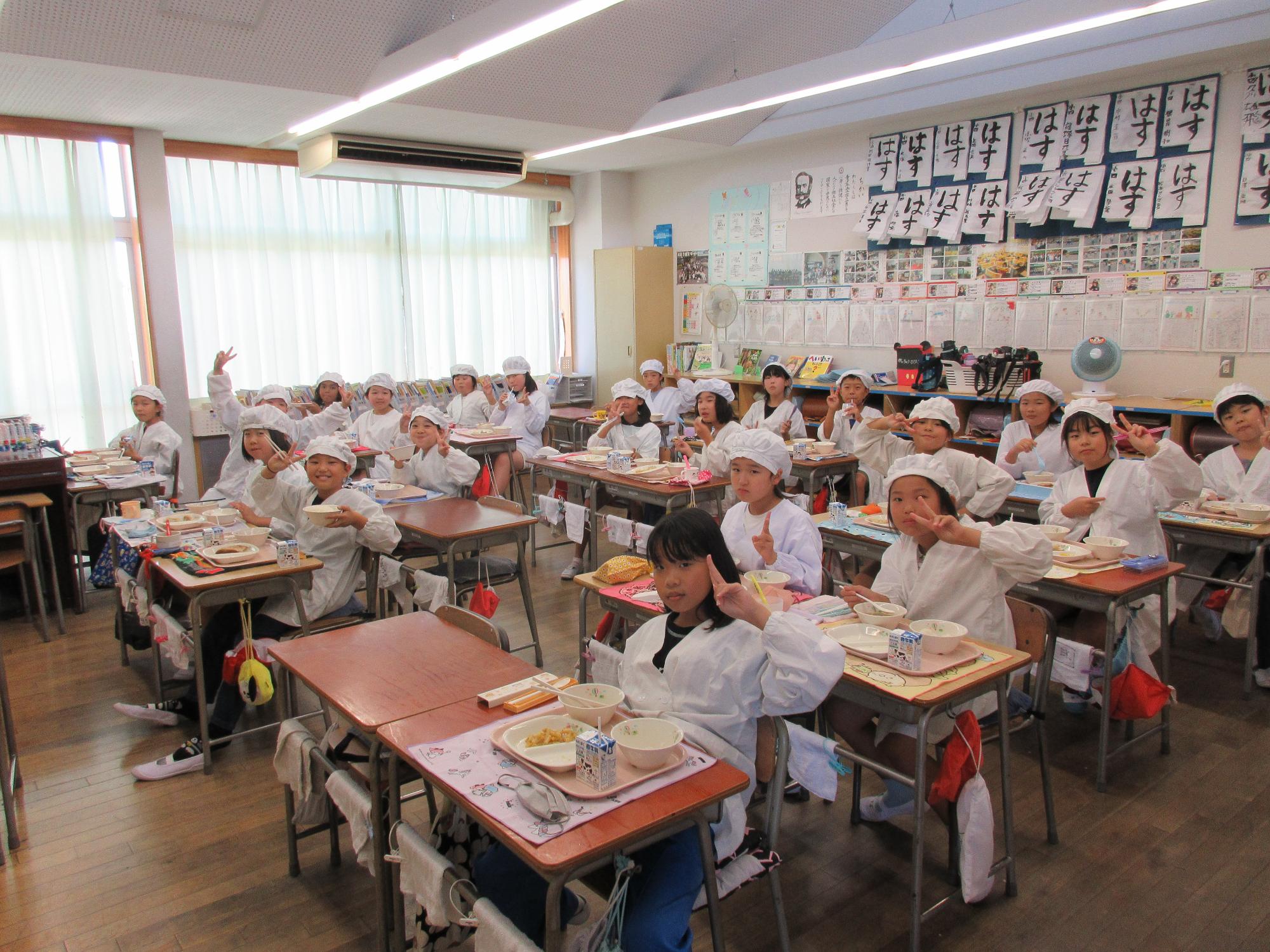 R5 加須給食センター初めての給食2