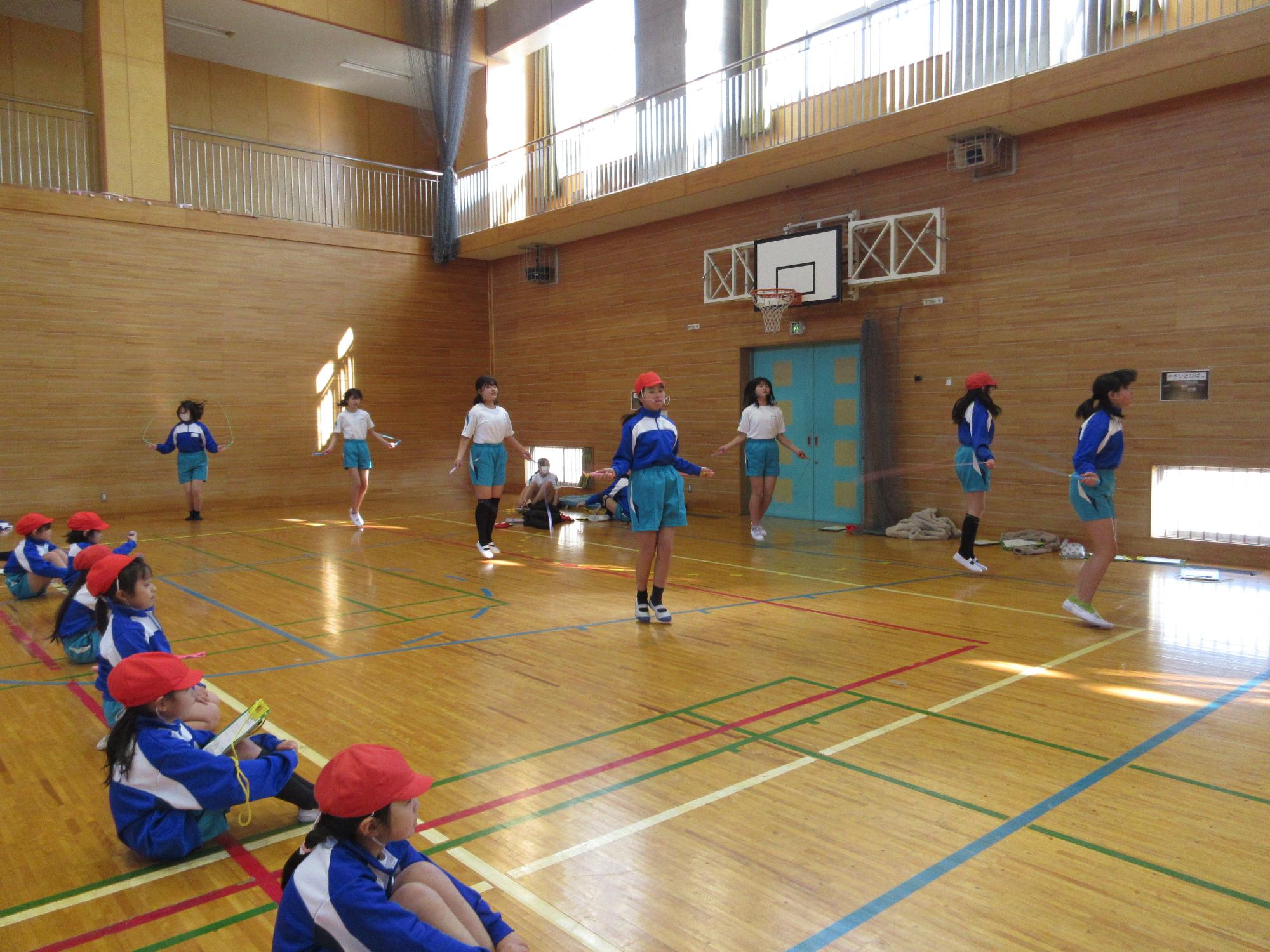 R6 校内なわとび大会