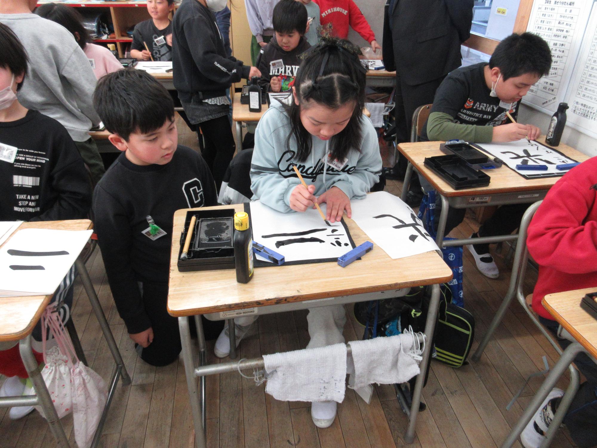 R6 2、3年生合同書写