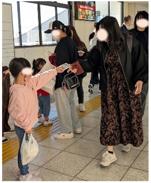 加須駅での活動風景1